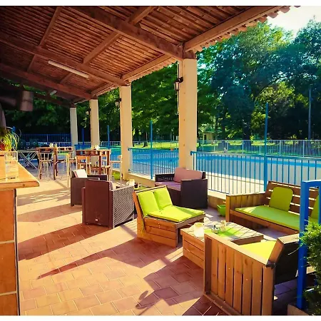 Camping Le Lion * Bourg-Saint-Andéol