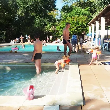 Camping Le Lion * Bourg-Saint-Andéol